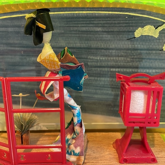 Vintage Japanese Geisha Diorama - Picture 6 of 8